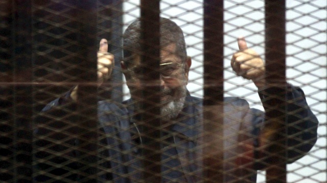 Суд окончательно приговорил экс-президента Египта Мурси к смертной казни